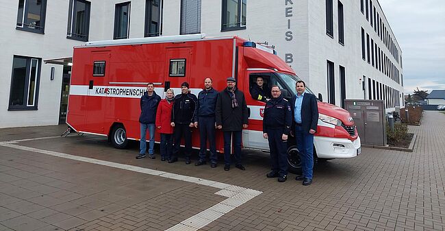 Landkreis Börde / zur Bewältigung von Kriesenlagen kommt dieses Fahrzeug (ELW) zum Einsatz