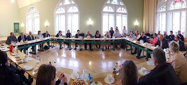 Landrat und Ministerpräsident besuchen Gymnasium in Weferlingen 