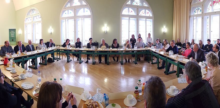 Landrat und Ministerpräsident besuchen Gymnasium in Weferlingen 